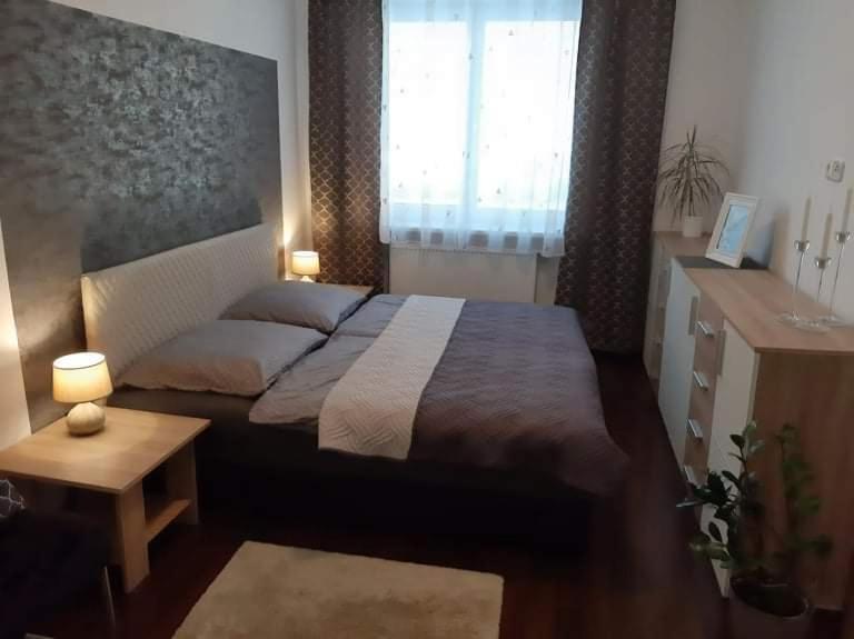 Apartman Pod Hradem ซนอยโม ภายนอก รูปภาพ